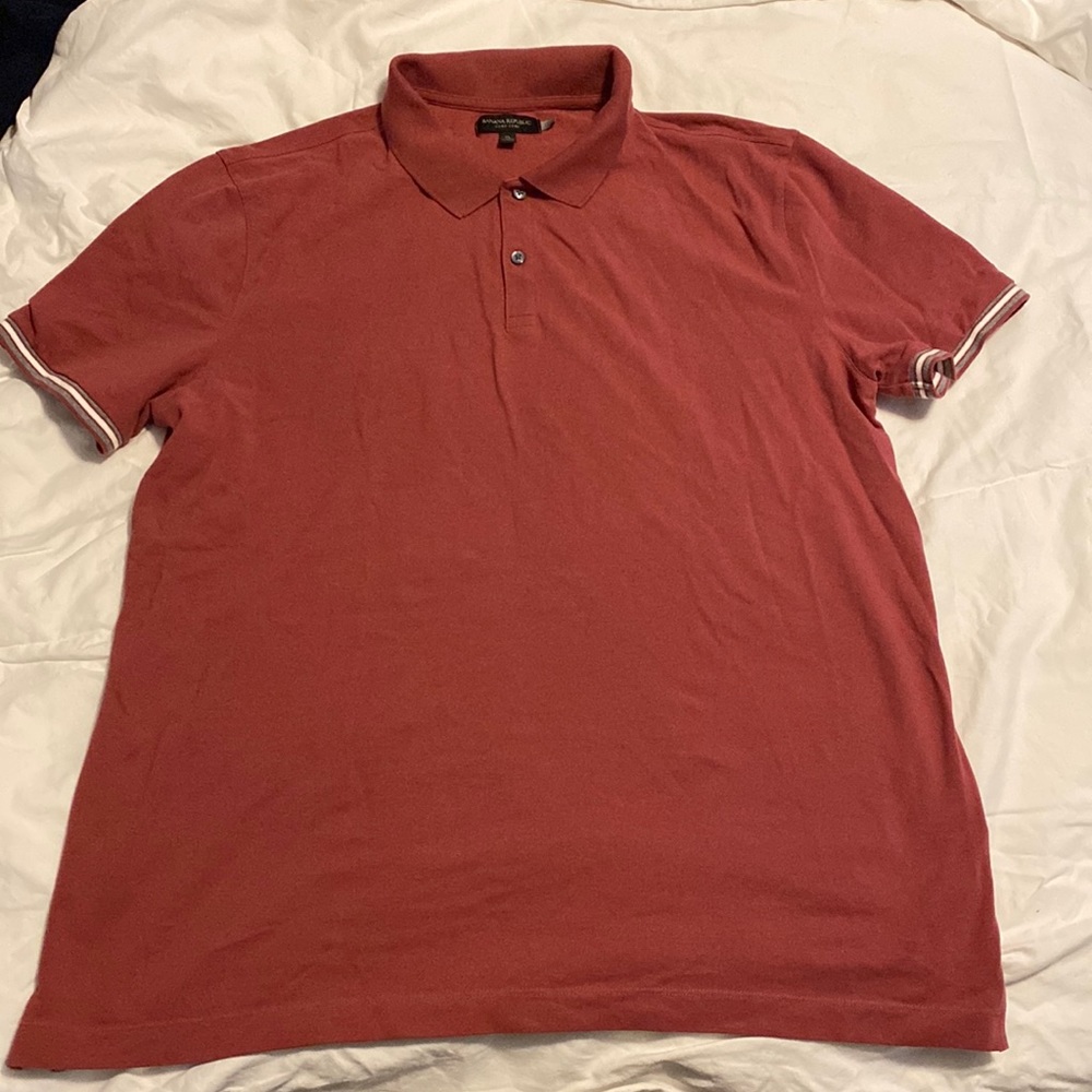 Banana Republic core temp polo style shirt